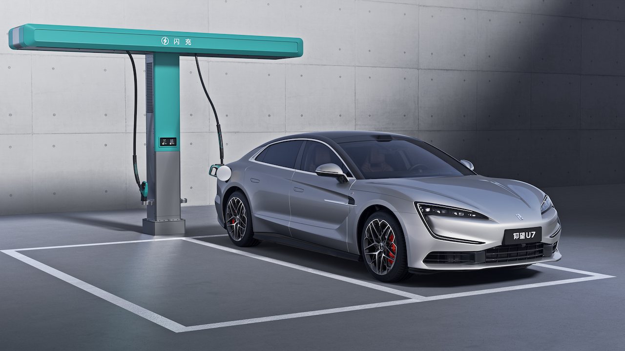 续航、操控、舒适全面进阶，仰望2026款旗舰车型重磅上市