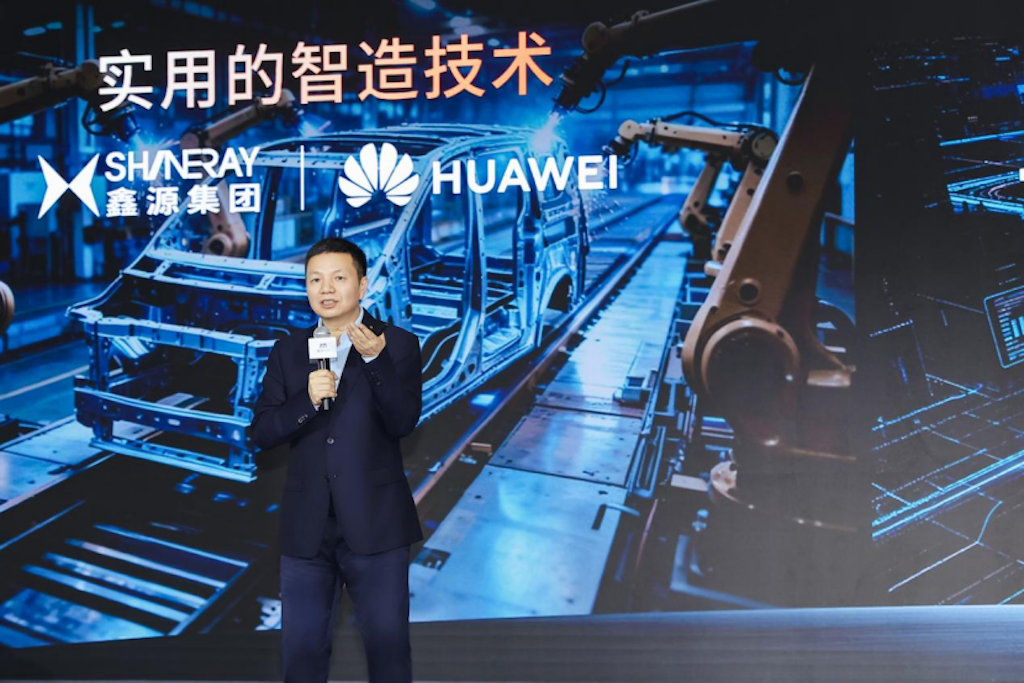 左手华为右手白犀牛，鑫源以实用技术重构商用车价值